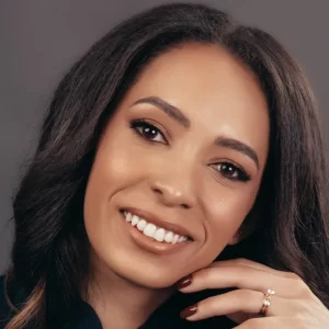  Dra. Daiane Toledo